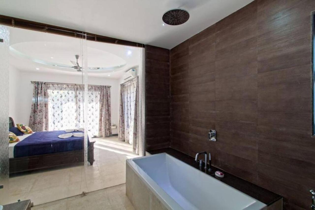 Luxury Rental With Kids Playroom In Goa カラングート エクステリア 写真